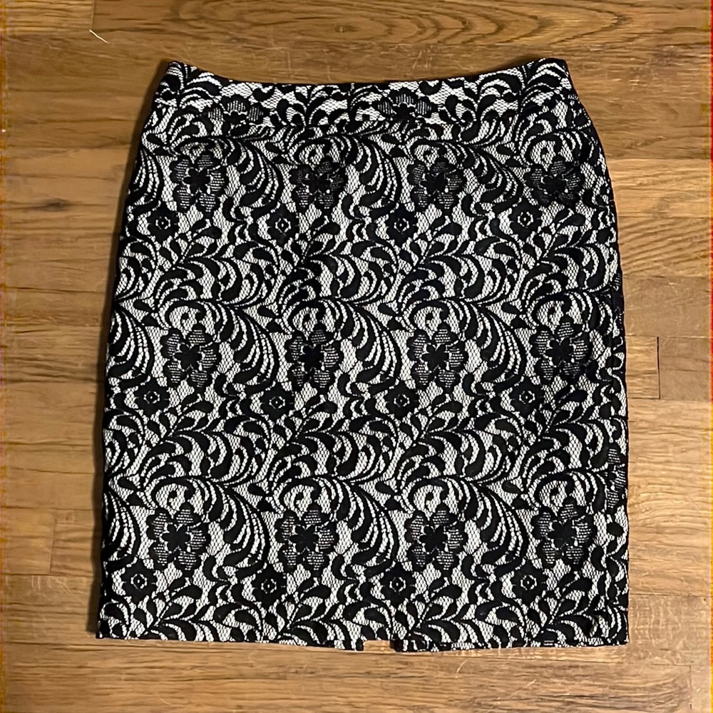 Liz Claiborne Lace Overlay Pencil Skirt